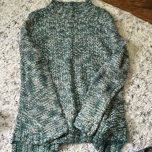 Forever 21 sweater like new